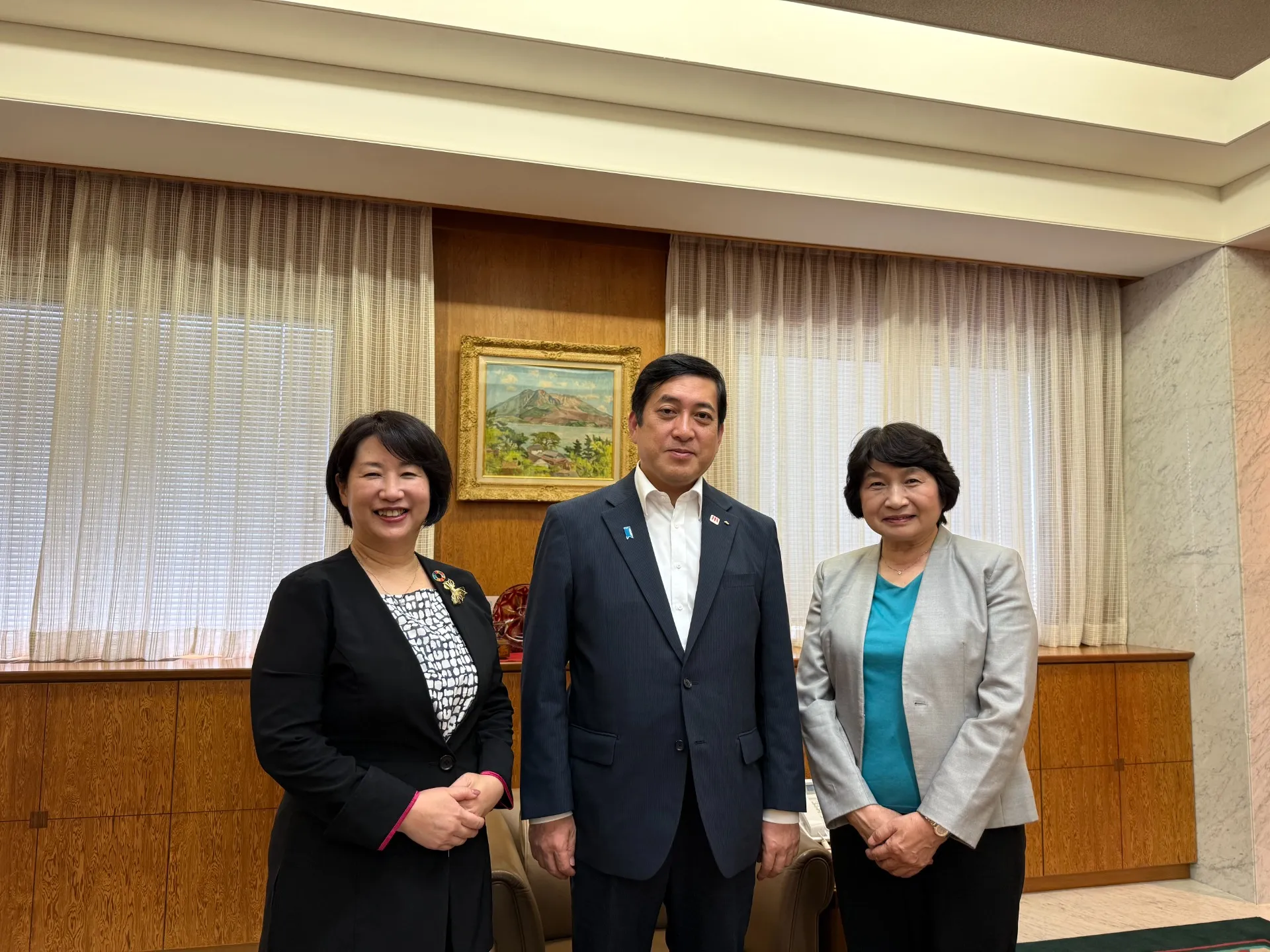 鹿児島県塩田知事に鹿児島県看護連盟会長と一緒にお会いして来ました